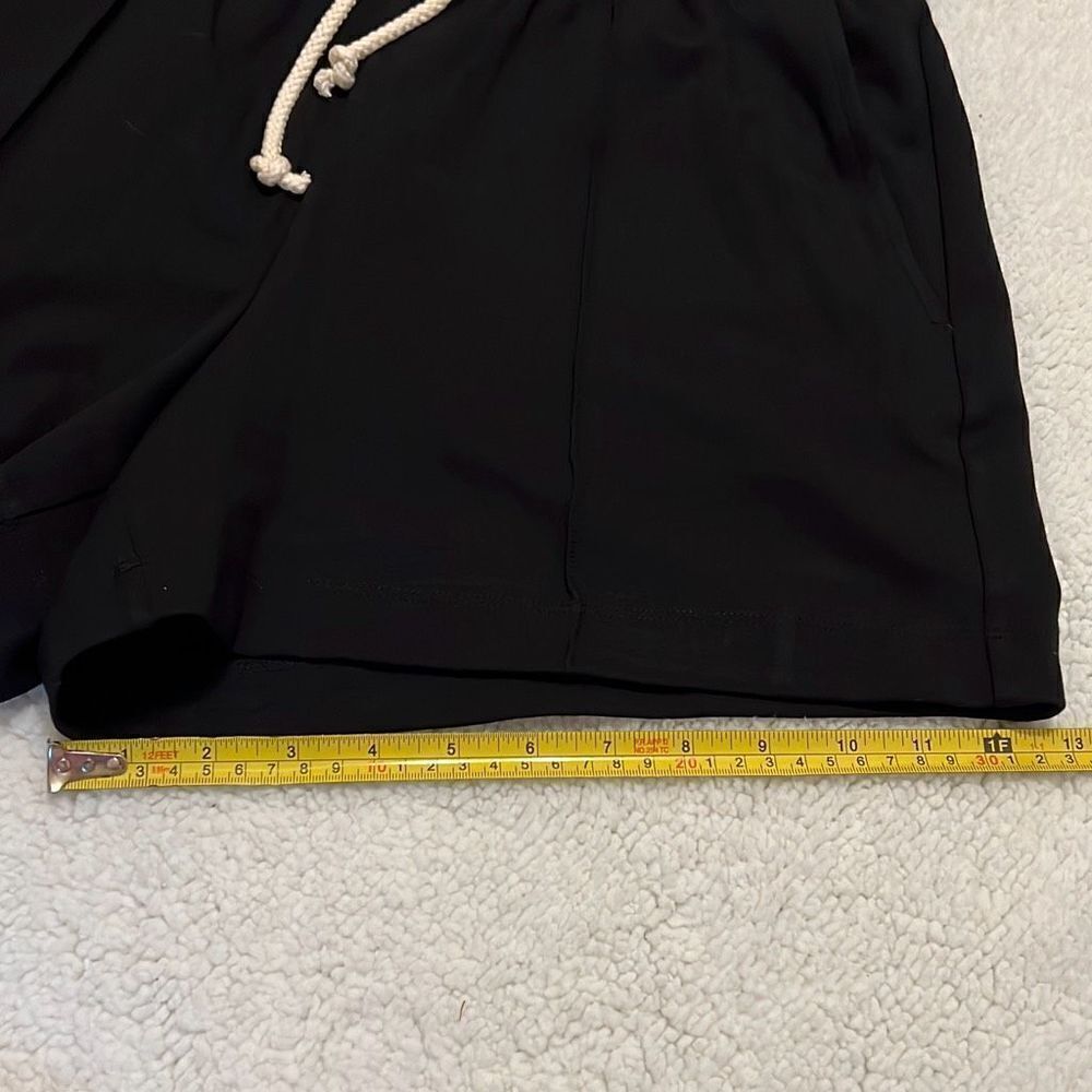 Loft black drawstring shorts medium - Picture 3 of 8